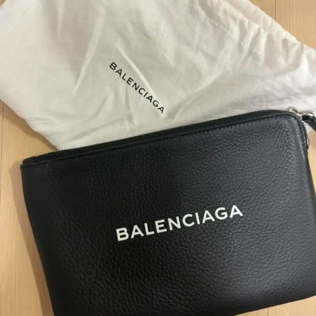 (정품O) 발렌시아가 클러치