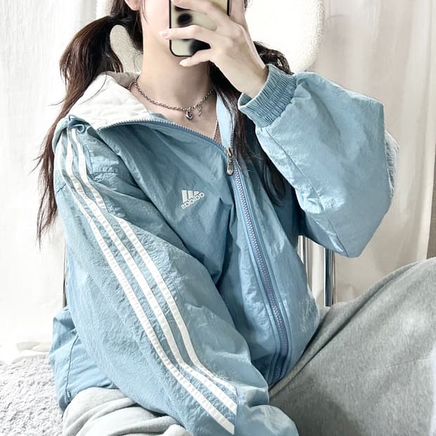 아디다스 90‘s 뮤트하늘 삼선 누빔자켓