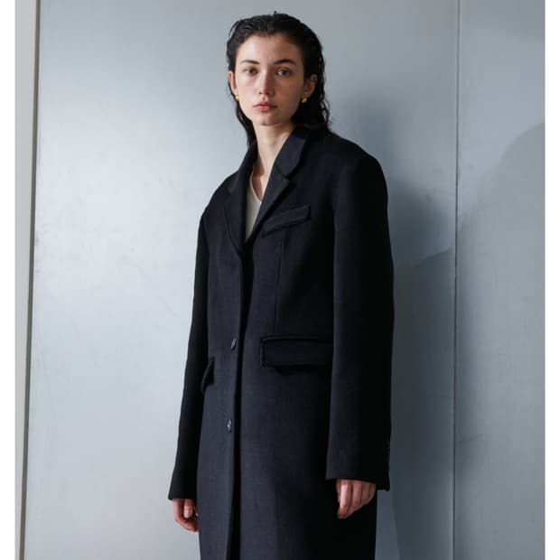 오데스 로우컷 울 코트 블랙 Raw-cut wool coat 