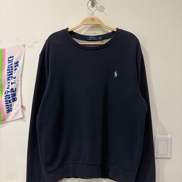 342. 폴로 기모 맨투맨