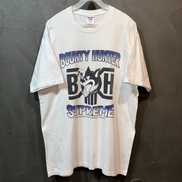 [L] SUPREME X BOUNTY HUNTER 콜라보 반팔 티셔츠