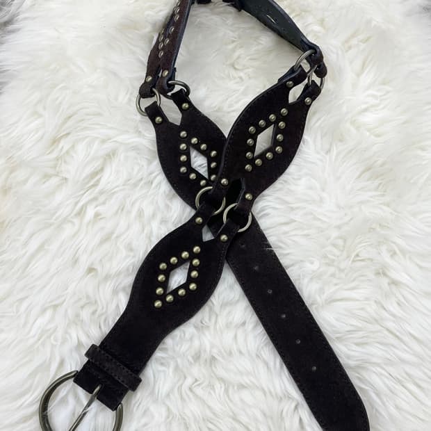 웨스턴 절개 스터드 펀칭 버클 벨트