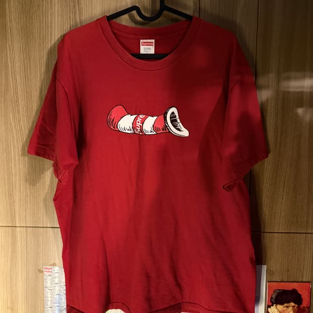 슈프림 캣 인더 햇 반팔