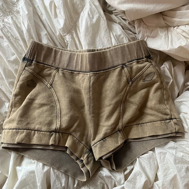 미스치프 반바지