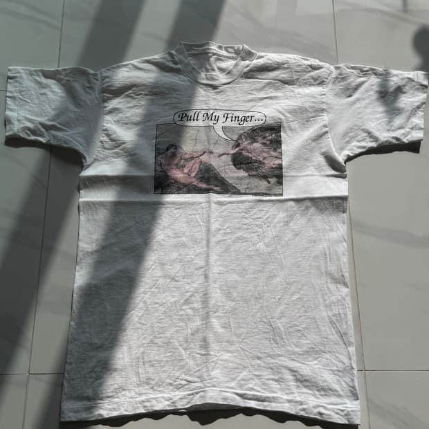 1993 ‘Pull My Finger’ Art Parody Tee