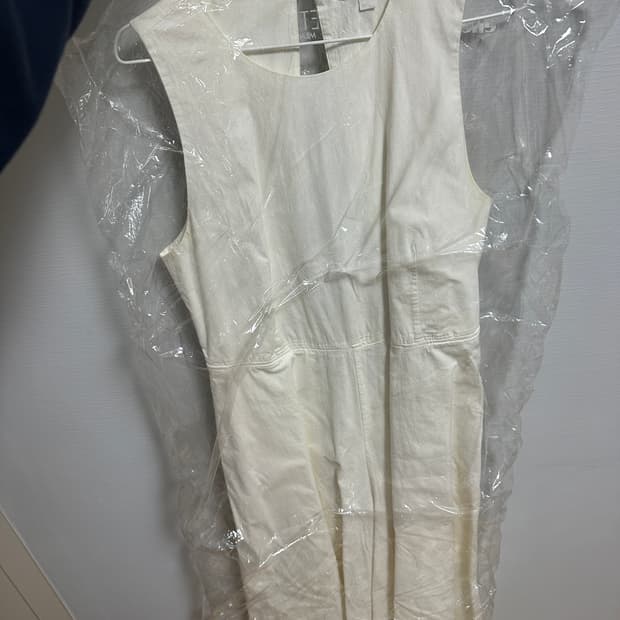 COS 아이보리 백리스 민소매 원피스 EUR 36