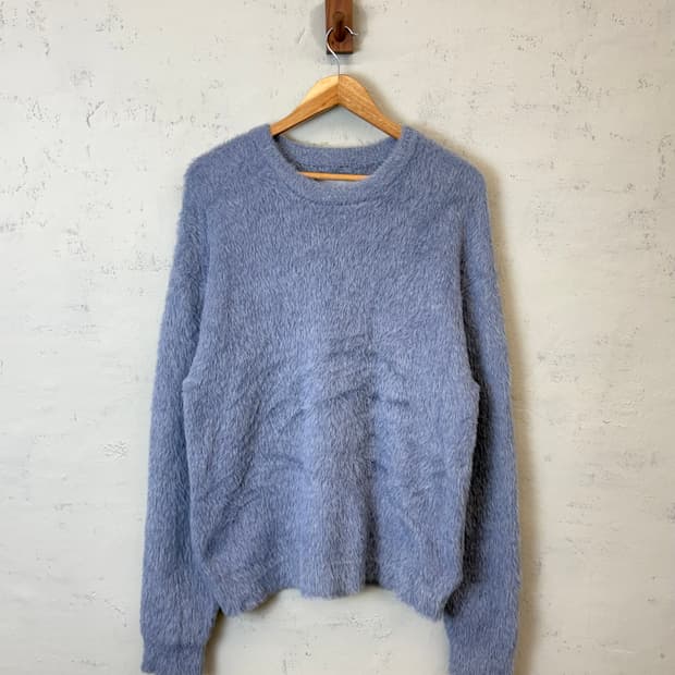 노매뉴얼 헤어리 니트