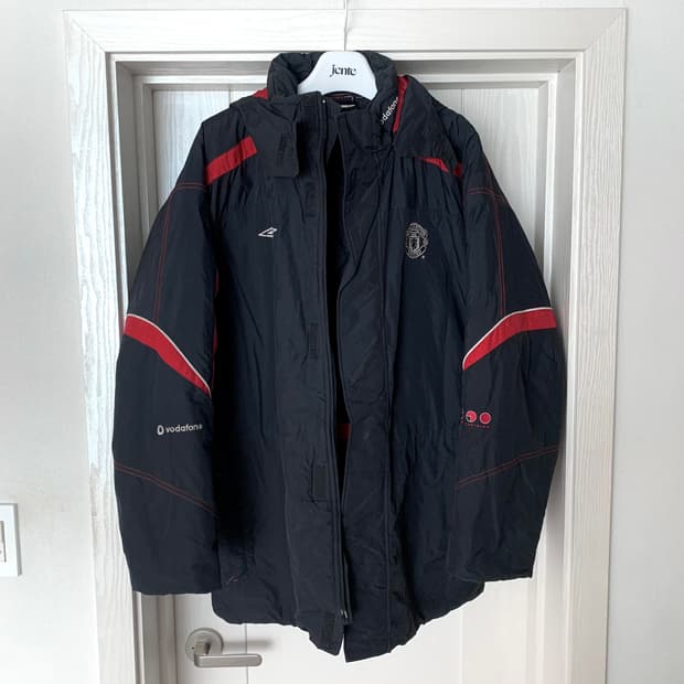 엄브로 맨유 빈티지 패딩 파카 vodafone 맨체스터 유나이티드