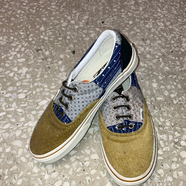 Vans sneakers 235