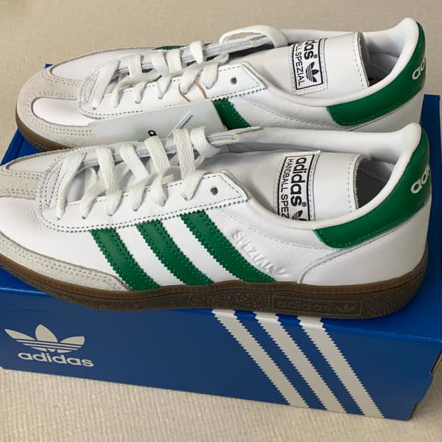 아디다스 핸드볼 스페지알 스니커즈