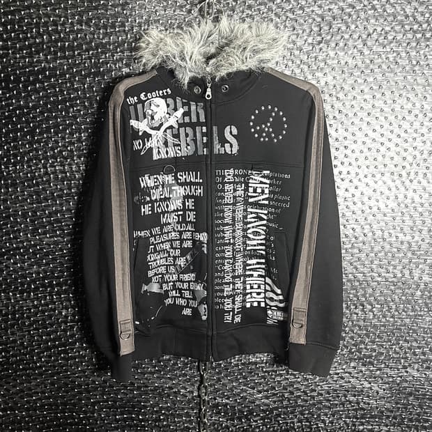 Center clease 퍼 후드집업