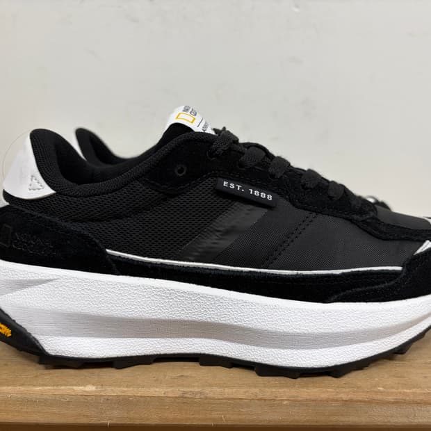 내셔널지오그래픽 여성 운동화 235