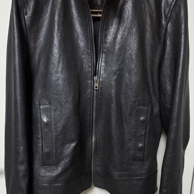 돌체앤가바나 램스킨 라운드넥 레더 자켓 46 사이즈!!