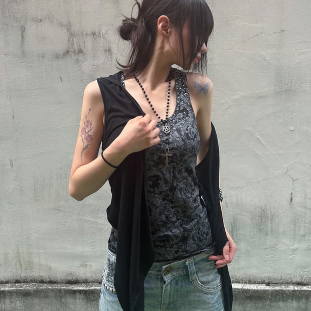 Dark Paisley Glitter Sleeveless