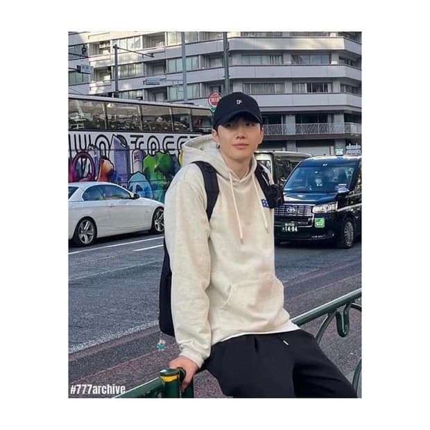아더에러 후드티 L