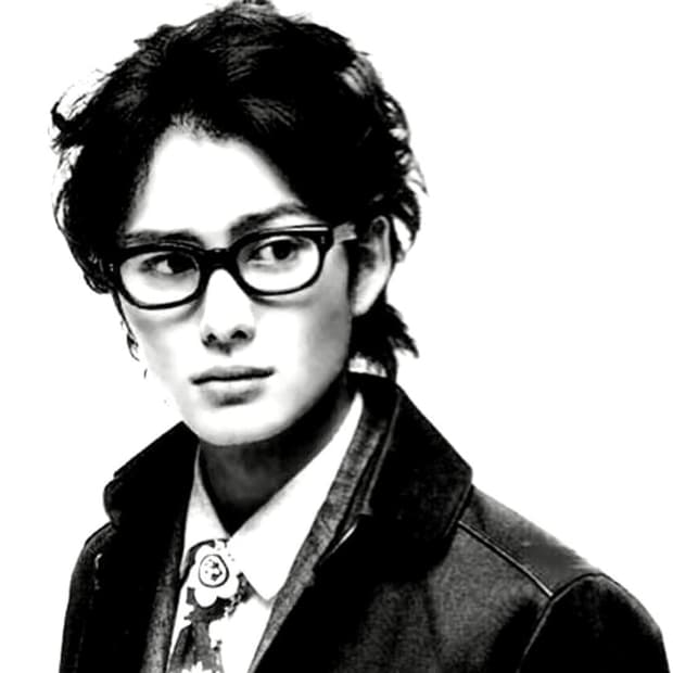 이펙터 네이버후드 트램프 틴트 선글라스 BK