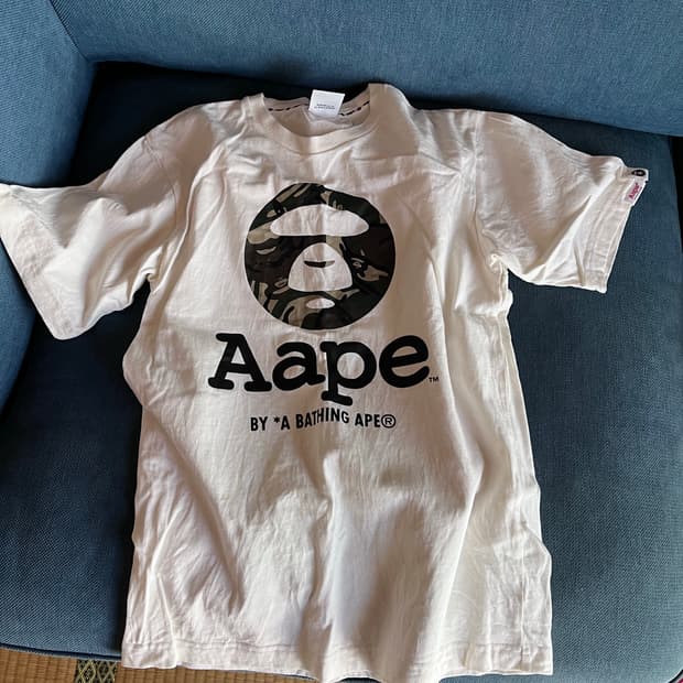 에이프 카모사루 반팔