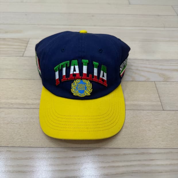 슈프림 이탈리아 6-패널 네이비 - 24SS