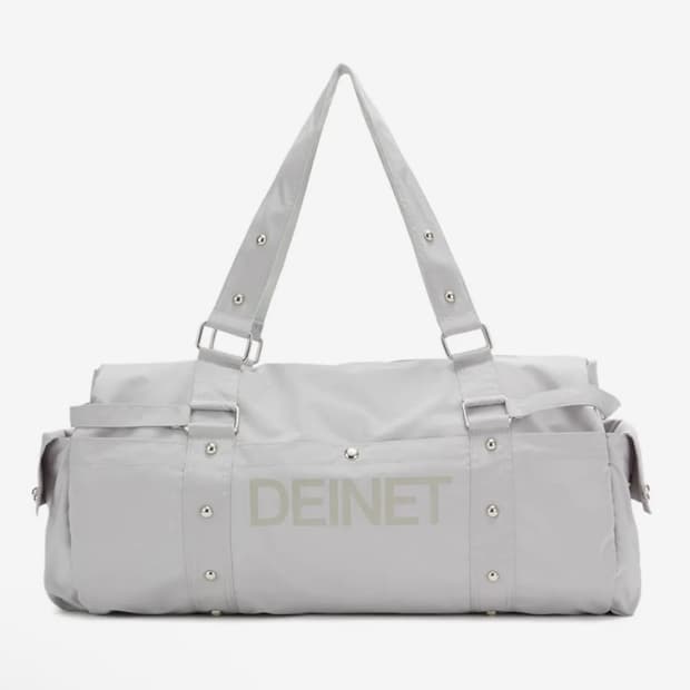 다이닛 가방 DEINET LOGO DUFFLE BAG IN GREY