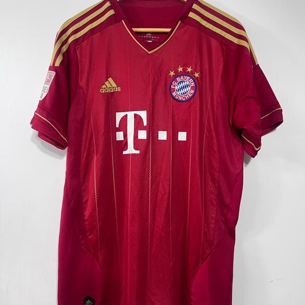 아디다스 11-12 바이에른 뮌헨 피사로