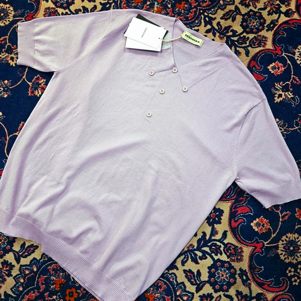 (새상품)Senseera Tencel 카라 스티치 퍼플 반팔 니트