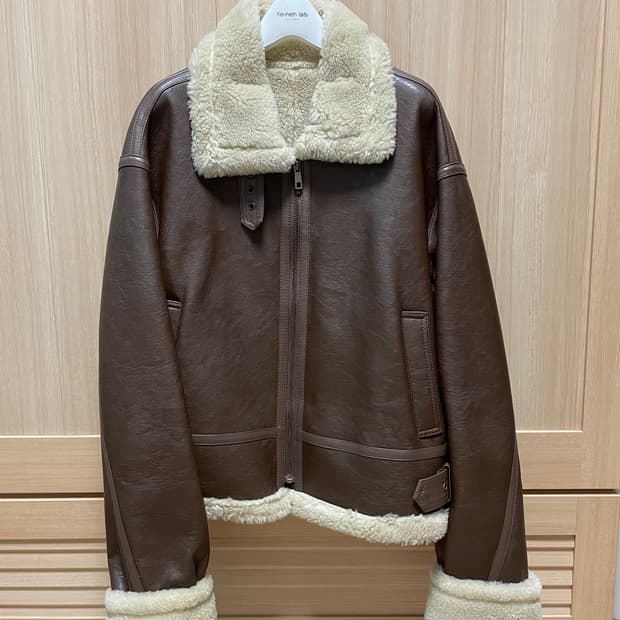 블랙업 자체제작 브라운 레더 무스탕