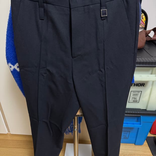 우영미 울 크롭 슬랙스 팬츠 미친 가격에 판매합니다!