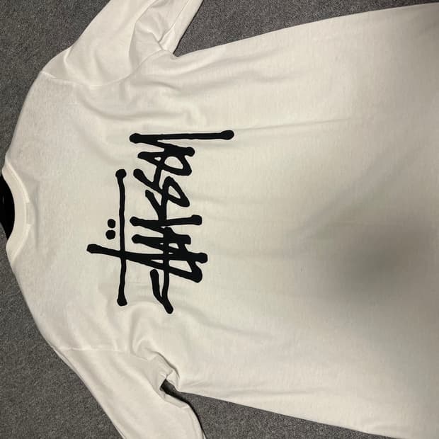 스투시 롱스리브 