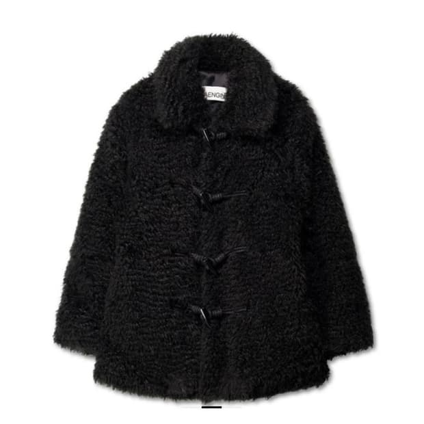 생긴스튜디오 님버스 토글 퍼 코트