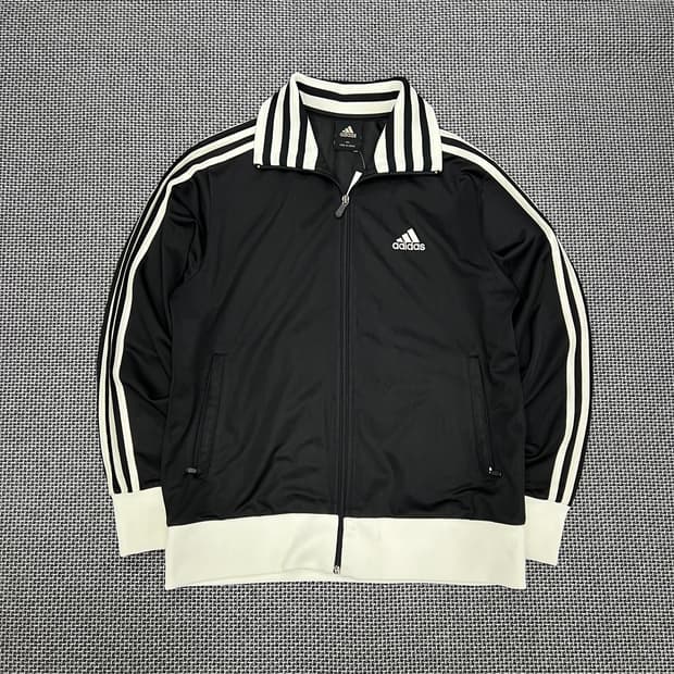 착샷O 아디다스 흰검 져지 95