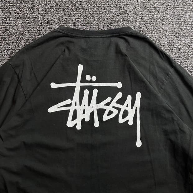 스투시 시그니처 베이직 빅로고 롱슬리브 3495