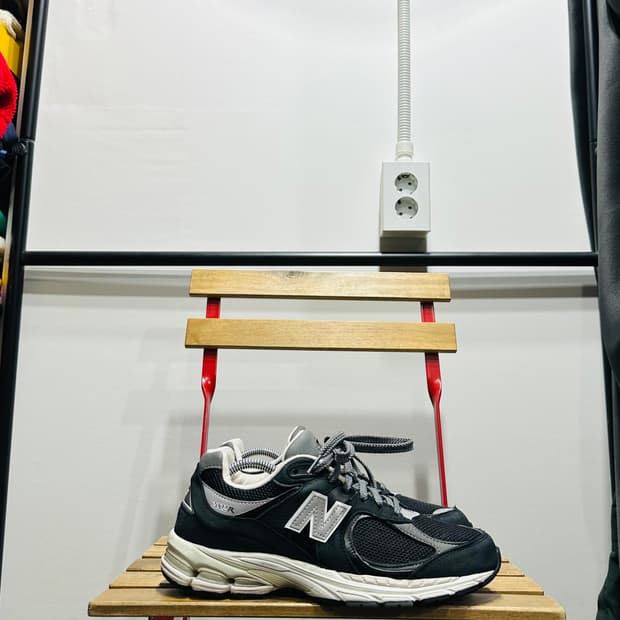 270) 뉴발란스 운동화 남성 남자 신발 2002R 블랙