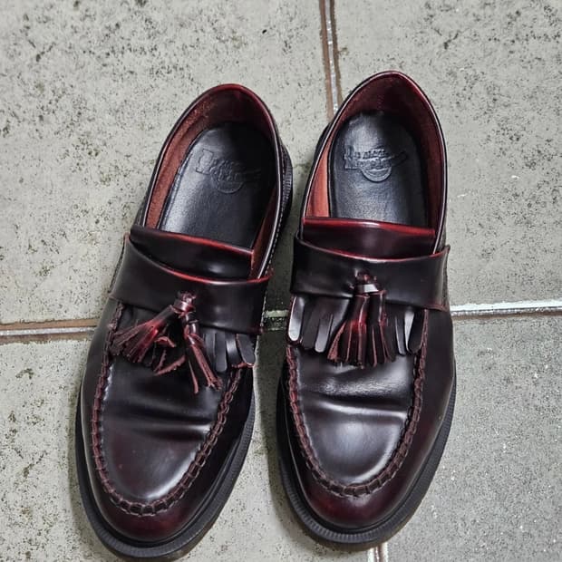 닥터마틴 아드리안 아카디아 레더 로퍼 체리 레드