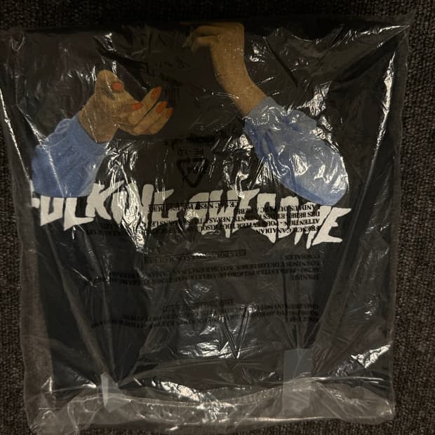 [L] 퍼킹어썸 블루베일 반팔티 블랙