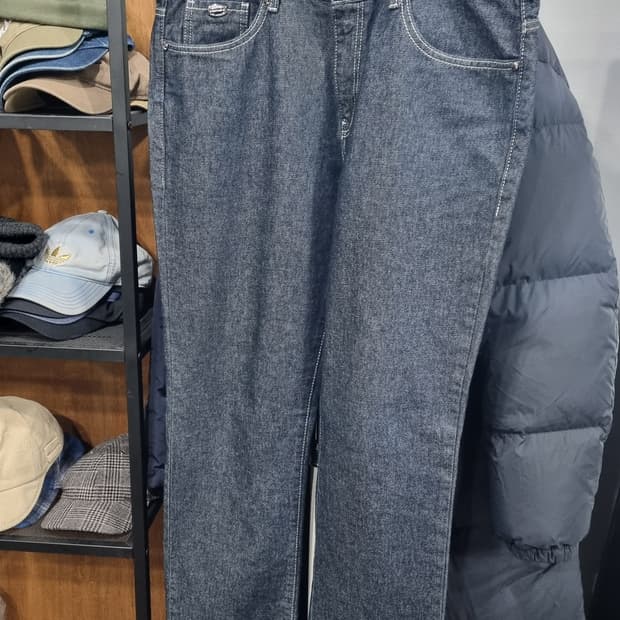 guess)) 게스진 거의새거급 청바지 36사이즈(허리반품47)