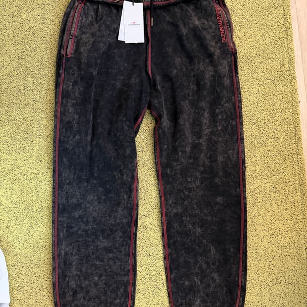 H&M X 글렌마틴스 스웻팬츠