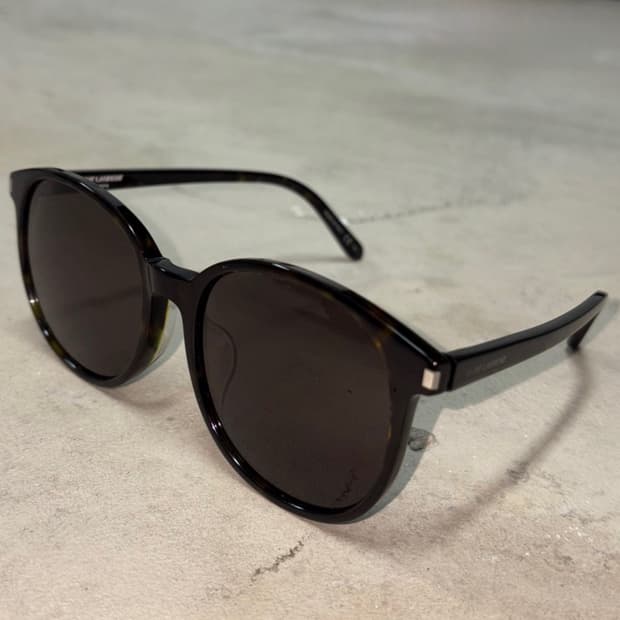 Saint Laurent Paris Dark Havana