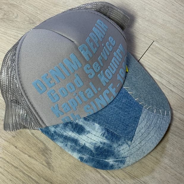 캐피탈 모자 팝니다.