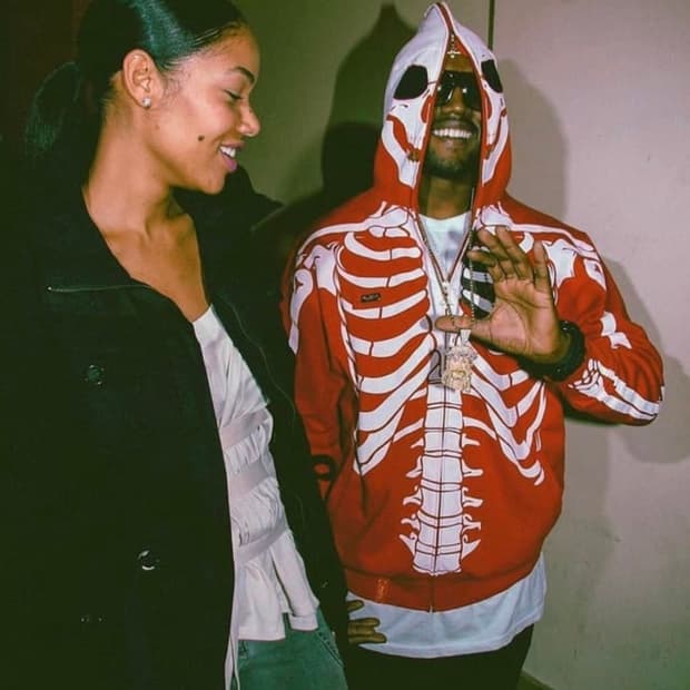 (칸예 착용) LRG 스컬 본 후드 집업