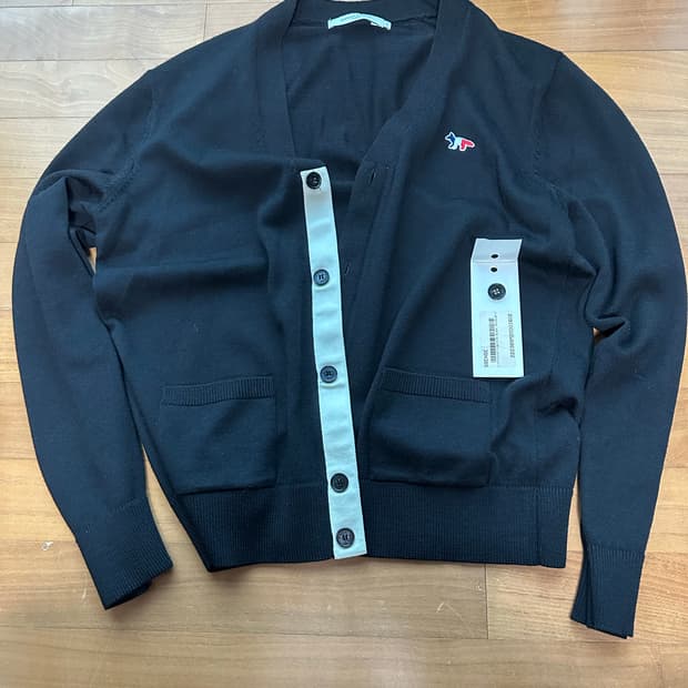 메종키츠네 가디건