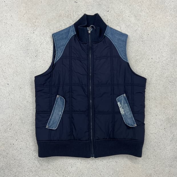 게스 90s 패브릭 믹스 패딩 베스트