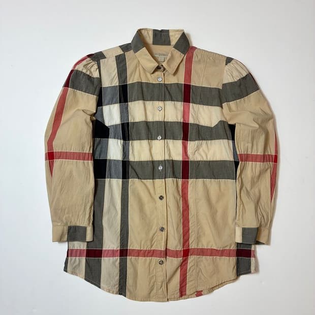 버버리 브릿 셔링 노바 체크 7부 블라우스 PN8384