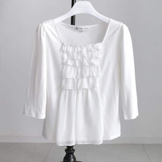 ruffle T 
