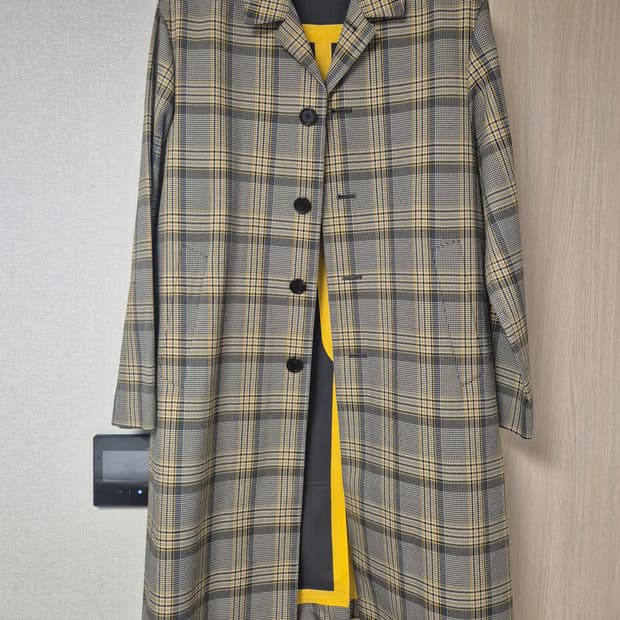 싱글 체커 심실링 코트