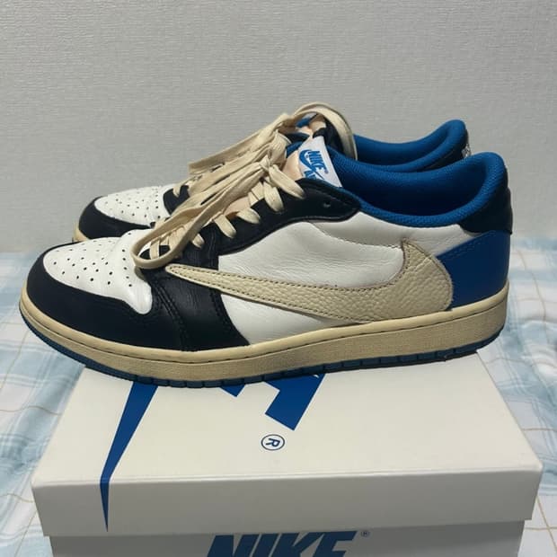 나이키 트래비스 스캇 