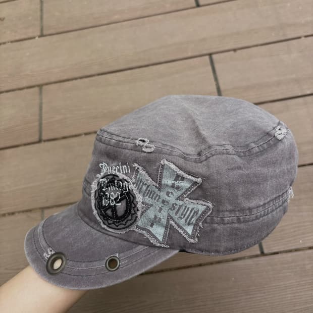 Vintage eyelet funky patrol cap