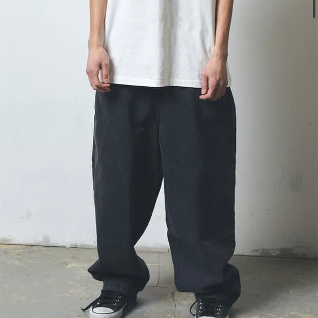 펀치드렁크파티즈 Misfits Jeans 2사이즈