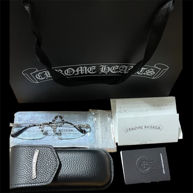 크롬하츠 필스3 샤이니 실버 무테안경 미사용 새제품 판매합니다.