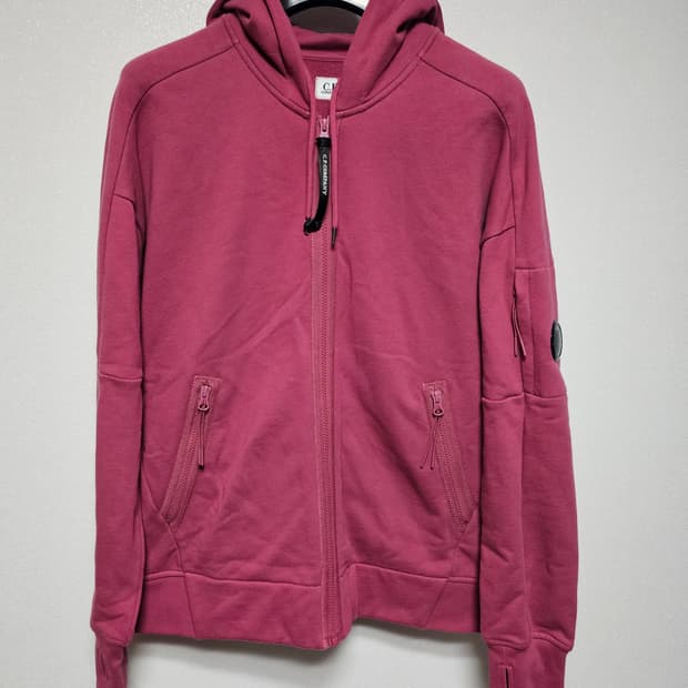 CP컴퍼니 후드집업 (새상품)