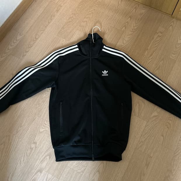 [새 상품] [택포] 아디다스 져지 블랙